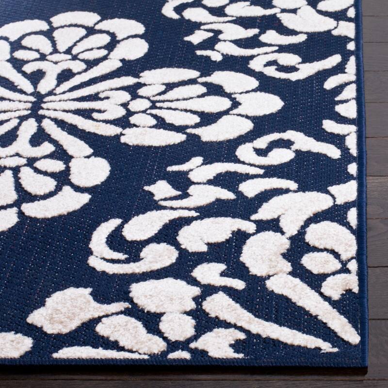 SAFAVIEH Cottage Florene Indoor/ Outdoor Patio Backyard Rug