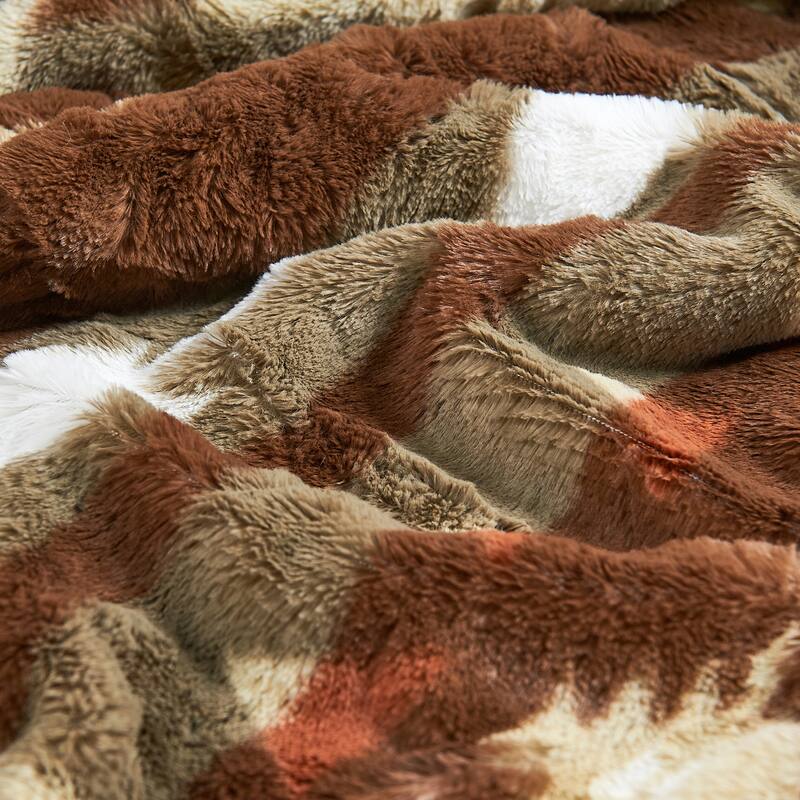 Fauxfur Southwest Throw with Sherpa Backing