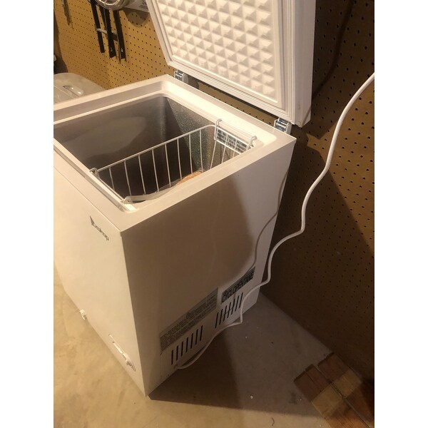 thomson chest freezer 5.0 cu ft dimensions