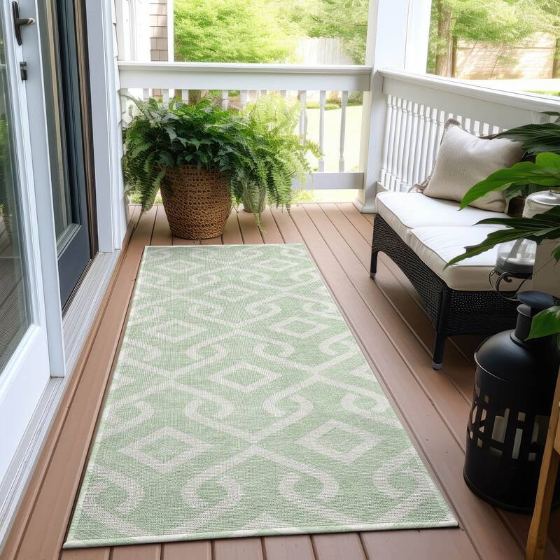 Machine Washable Indoor/ Outdoor Chantille Modern Trellis Rug
