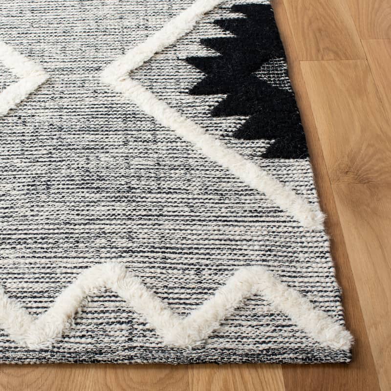 SAFAVIEH Handmade Vermont Mayra Boho Wool Rug