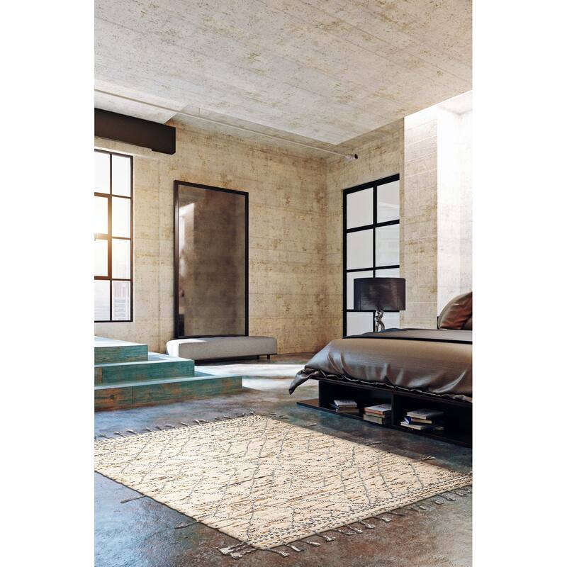 Sienna Cream Rug 5'6" x 7'7" - 5'6 x 7'7