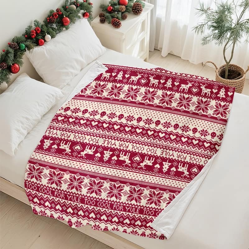 Christmas Striped Flannel Fleece Throw Blanket — Soft Holiday Blanket