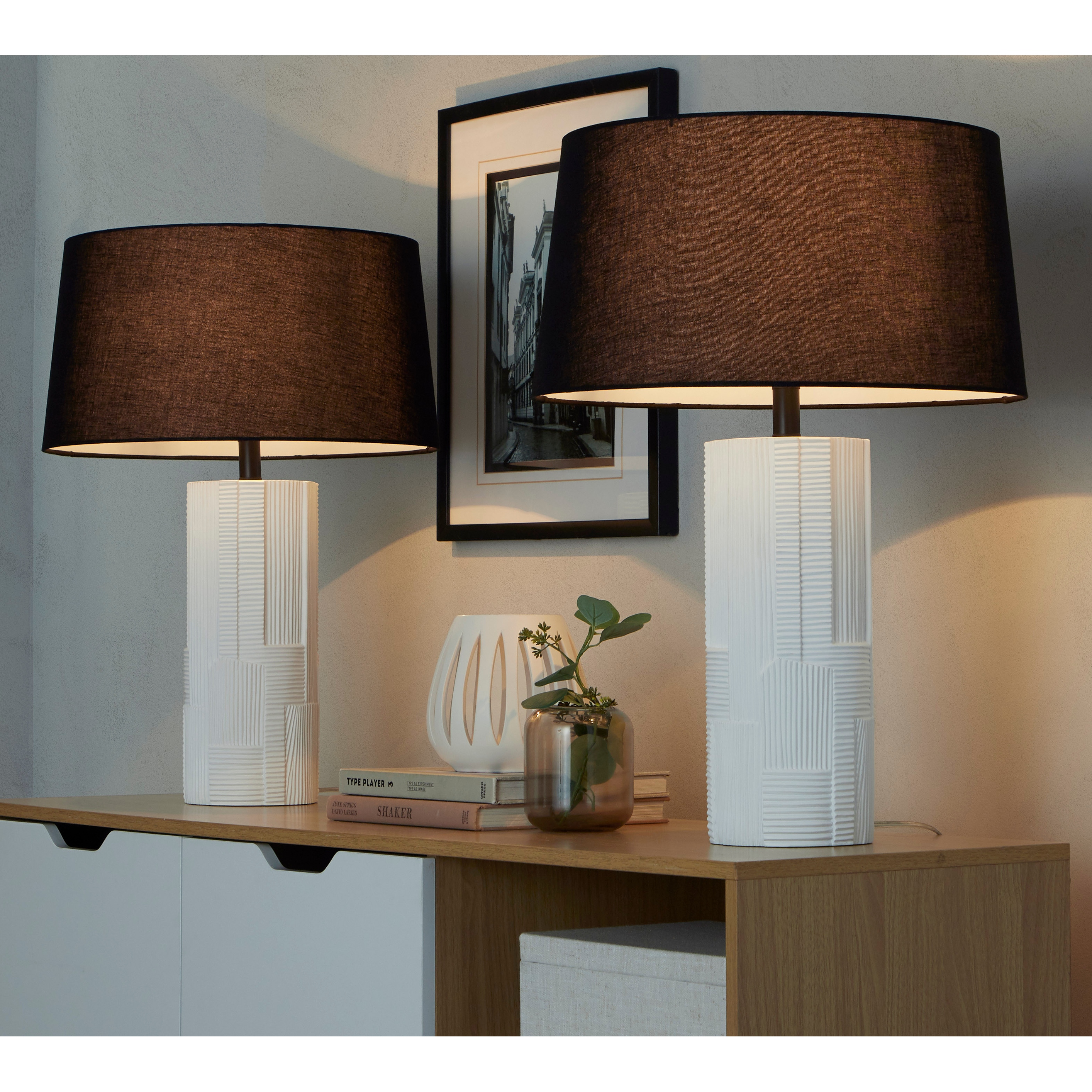 Porch Den Pierce 26 Polyresin Table Lamp Set of 2