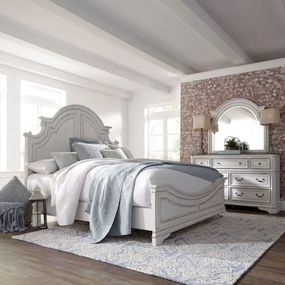 Liberty Furniture Magnolia Manor California King Panel Bed, Dresser & Mirror