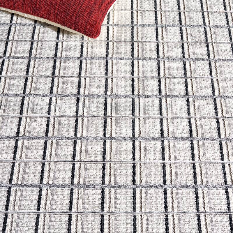 SAFAVIEH Veranda Tiziana Washable Indoor/Outdoor Rug - Weather Resistant & Easy Cleaning