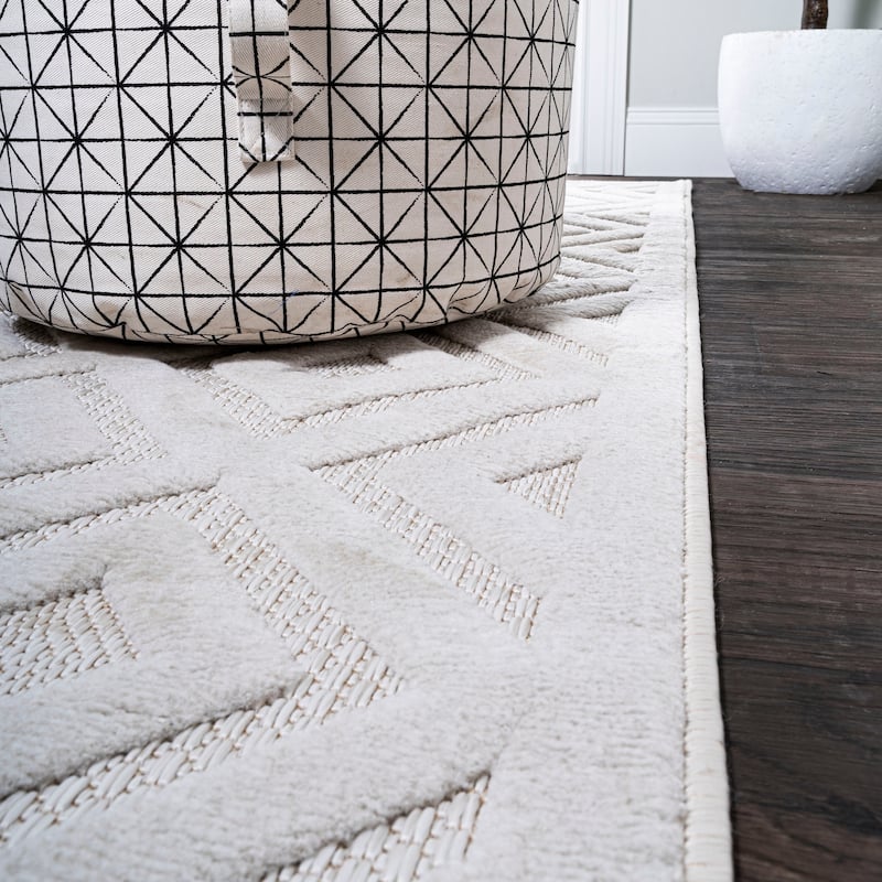 JONATHAN Y Ankara Neutral Diamond Trellis Indoor/Outdoor Area Rug