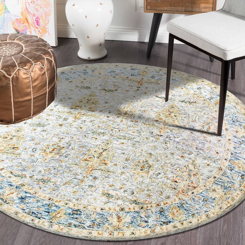 Liam Floral Hand-Tufted Wool Traditional Indoor Area Rug by Sevita
