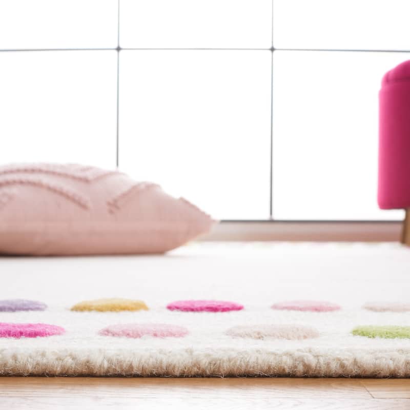 SAFAVIEH Handmade Kids Diva Dots Wool Rug