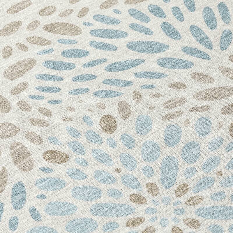 Machine Washable Indoor/ Outdoor Modern Genoa Chantille Rug