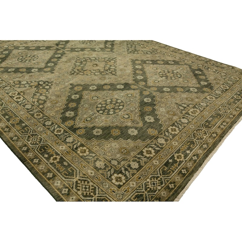 Traditional Hand-Knotted Wool Area Rug