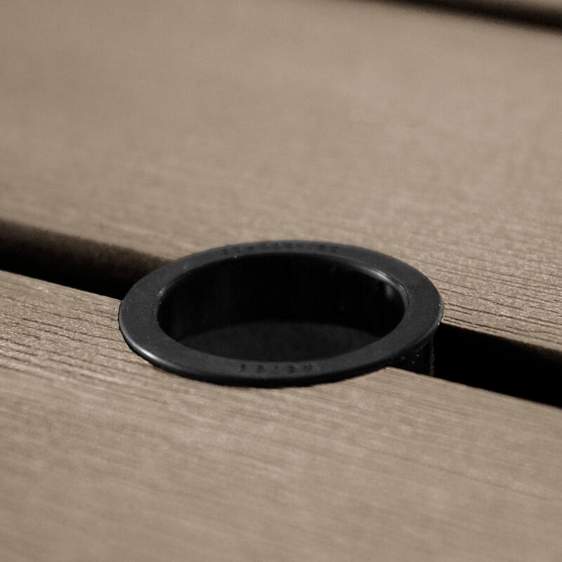 HIGHWOOD Eco-friendly Picnic Table