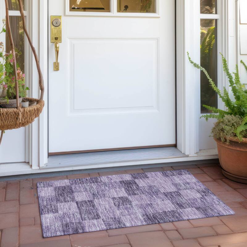 Machine Washable Indoor/ Outdoor Checker Chantille Rug