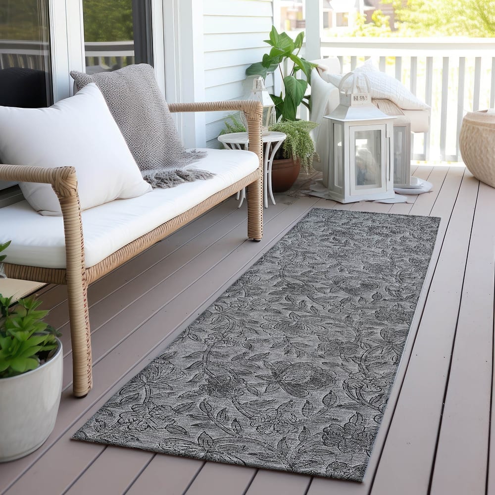 Machine Washable Indoor/ Outdoor Chantille Floral Rug