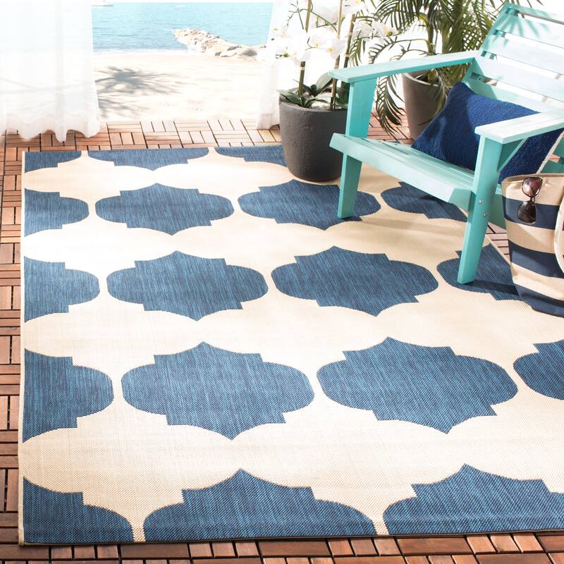 SAFAVIEH Courtyard Marilee Indoor/ Outdoor Waterproof Patio Backyard Rug