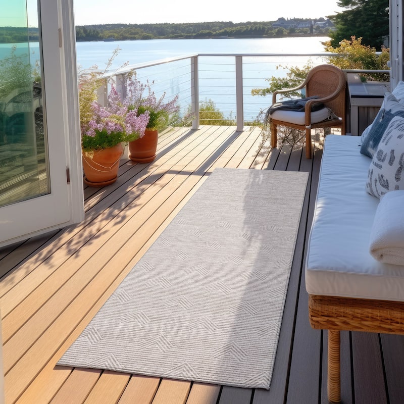 Machine Washable Indoor/ Outdoor Chantille Contemporary Stripe Rug - Taupe - 2'3" x 7'6"