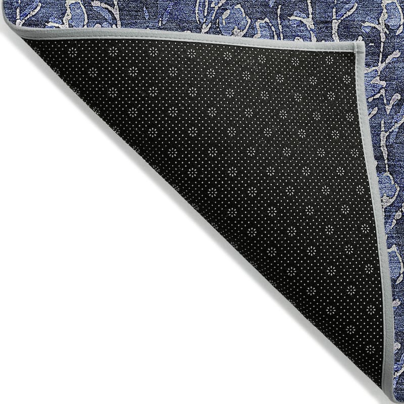 Machine Washable Indoor/ Outdoor Chantille Modern Floral Impressions Rug