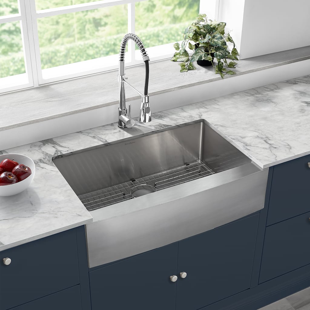 Rivage 33 x 21 Single Basin Farmhouse Kitchen Sink