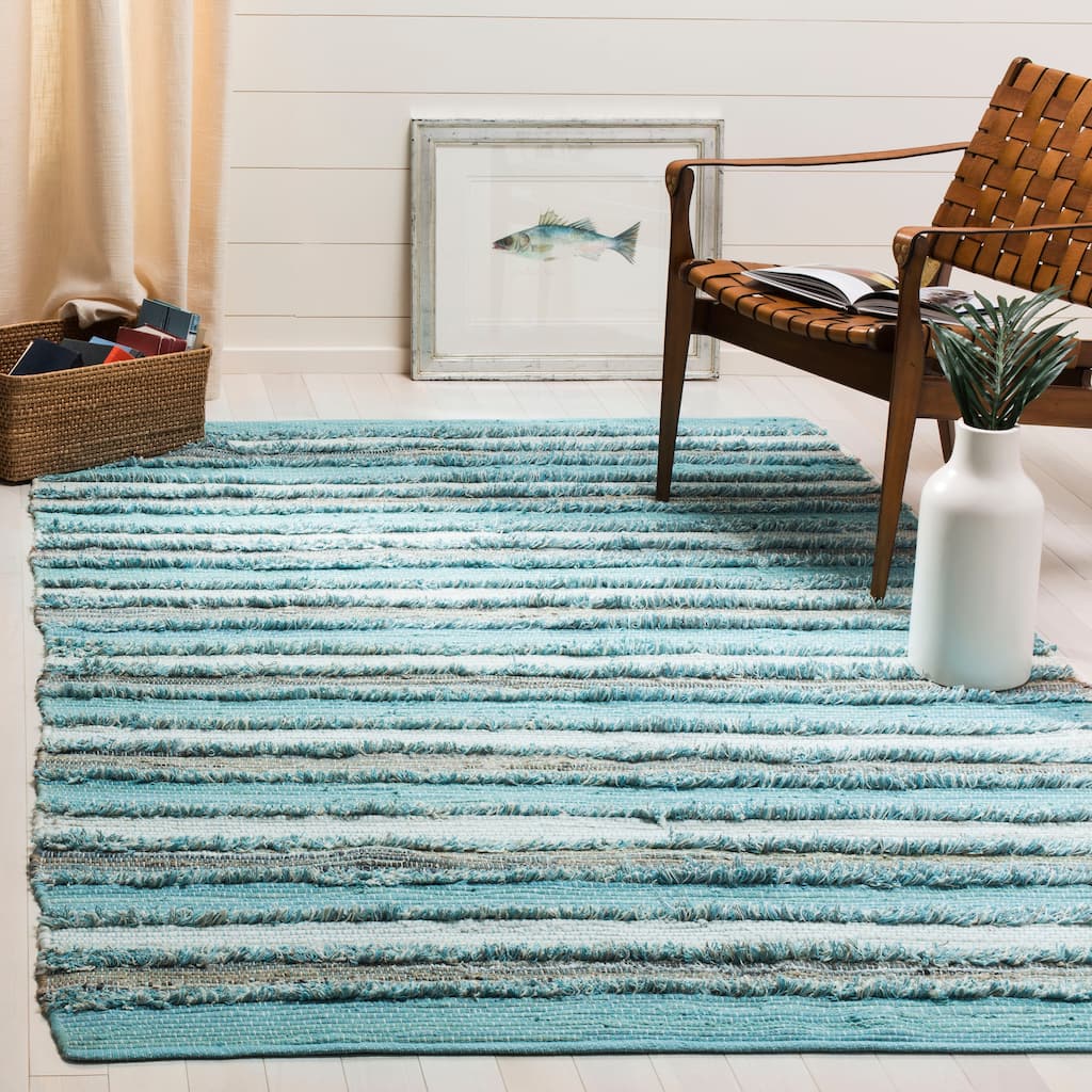 SAFAVIEH Handmade Flatweave Montauk Mridalini Casual Cotton Rug