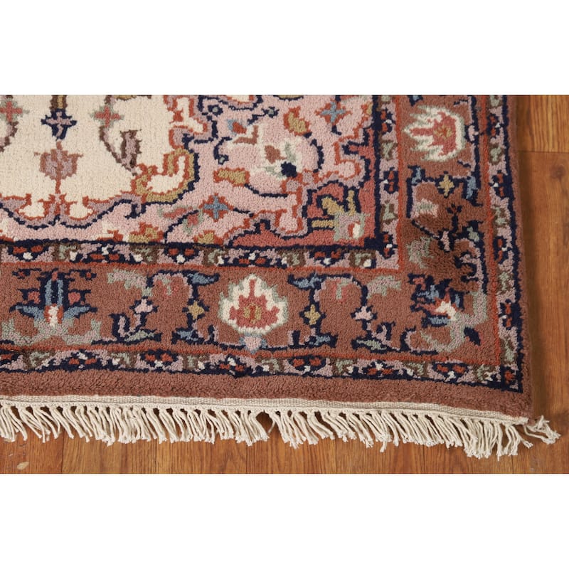 Hand Knotted Oriental 100% Wool Carpet Traditional Medallion Beige & Ivories Sarouk Area Rug - 5' 5'' X 2' 11''