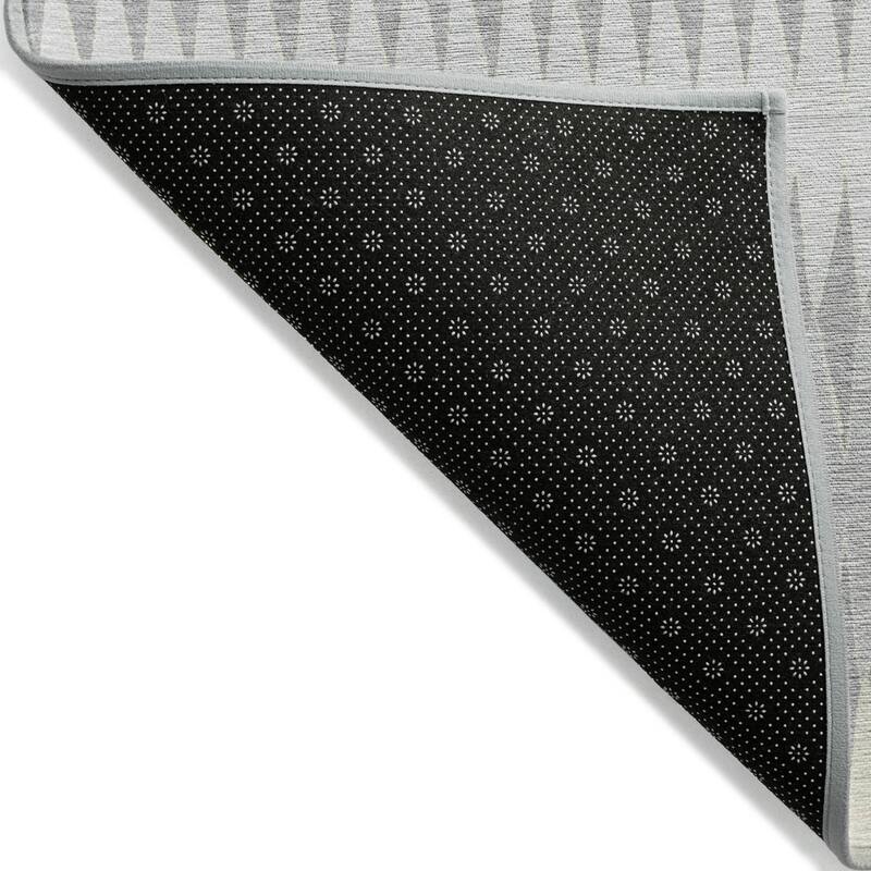 HomeRoots Striped Transitional Rectangle Outdoor Rug