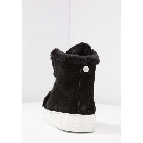 womens high top pull on sneakers