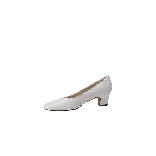 lifestride white heels