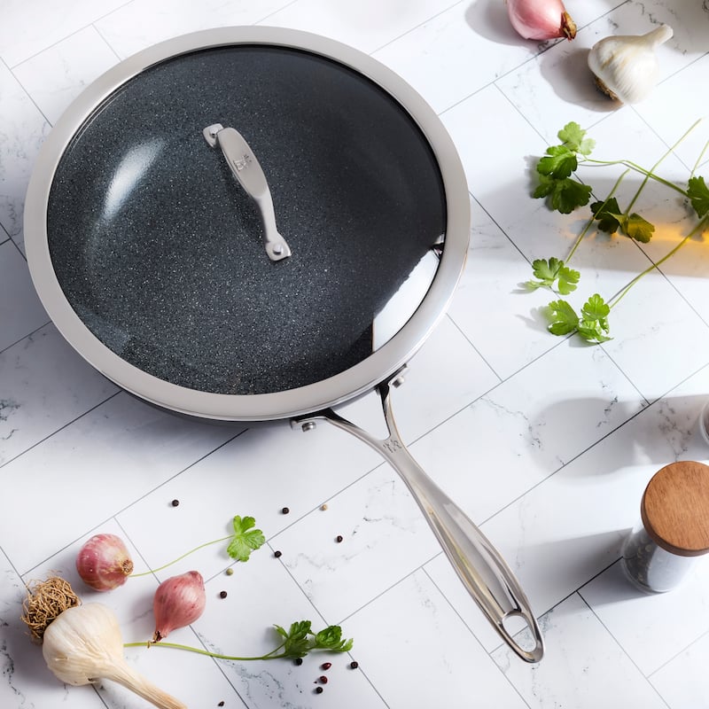 Henckels Capri Ceramic 11-inch Aluminum Ceramic Nonstick Perfect Pan with Lid - Grey - 11-in