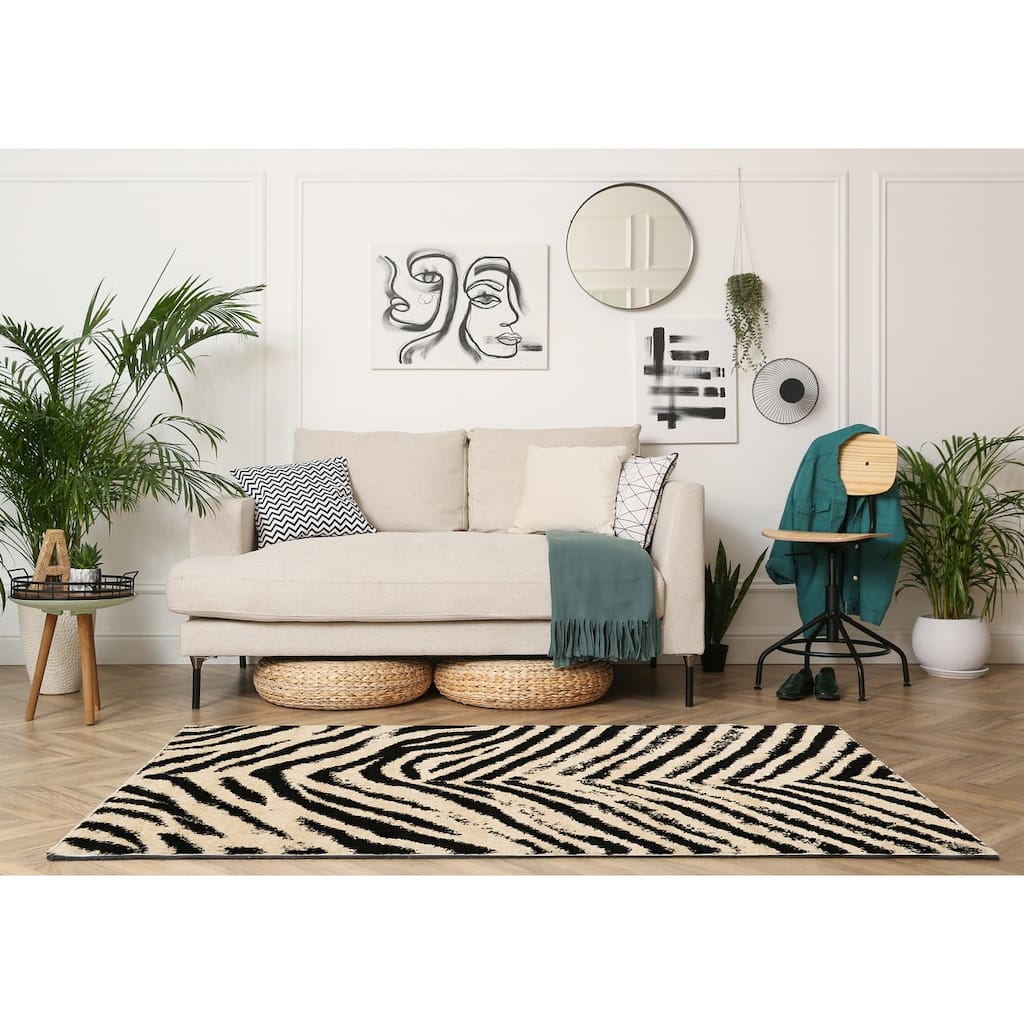 Linon Moroccan Sahara Distressed Rug