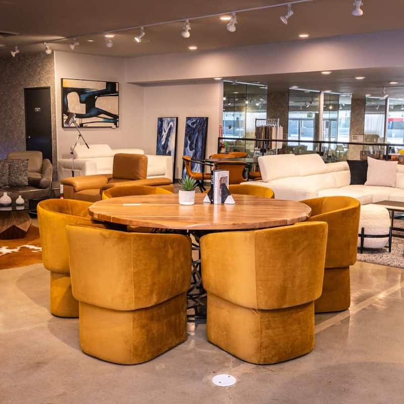 Modrest Vassar Orange Velvet Dining Chair