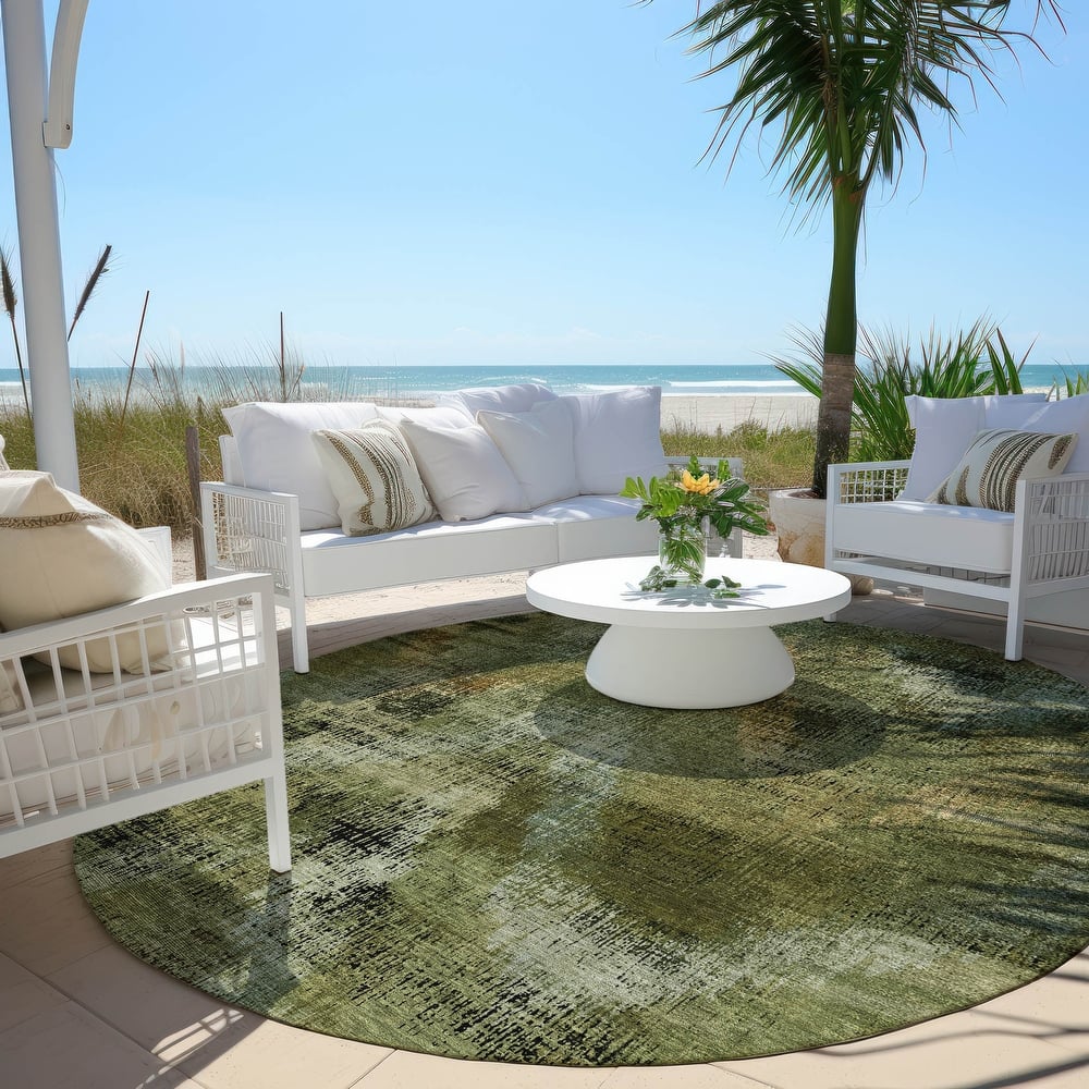 Machine Washable Indoor/ Outdoor Chantille Distressed Chevron Rug