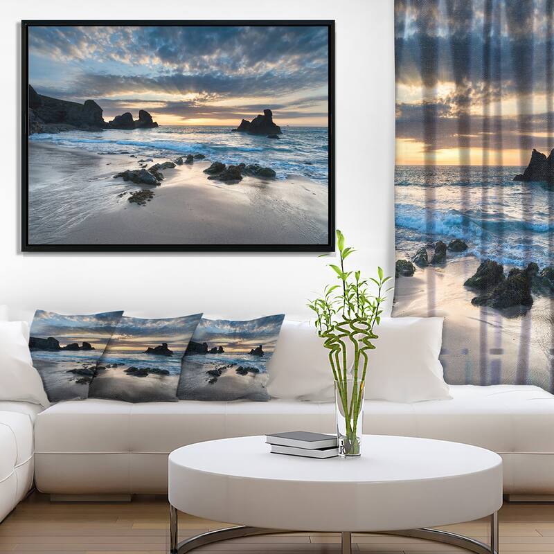 Designart "Beautiful Porthcothan Bay" Seashore Framed Canvas Art Print