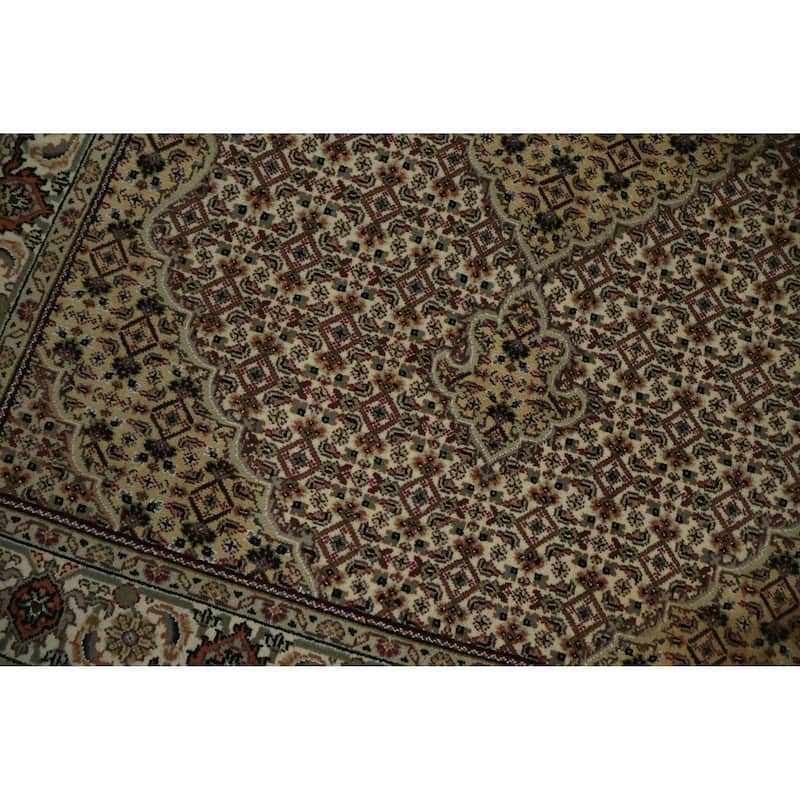 Hand Knotted Oriental 100% Wool Carpet Traditional Floral Beige & Ivories Tabriz-Mahi Area Rug - 6' 7'' X 5' 0''