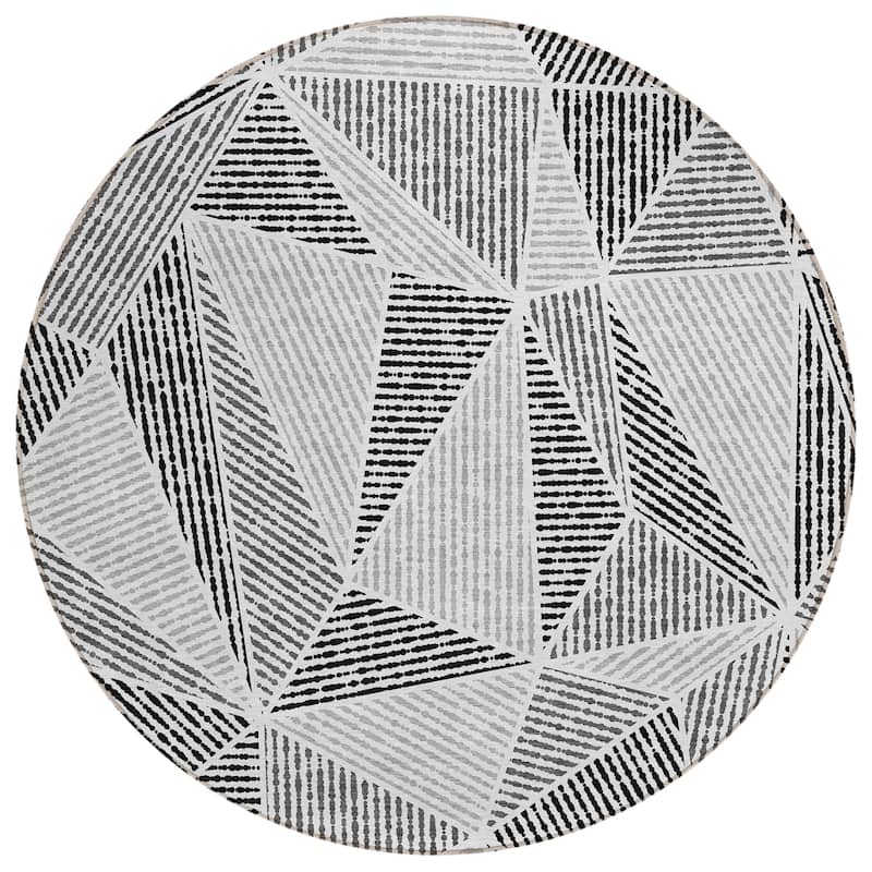 Machine Washable Indoor/ Outdoor Chantille Mosaic Geometric Rug