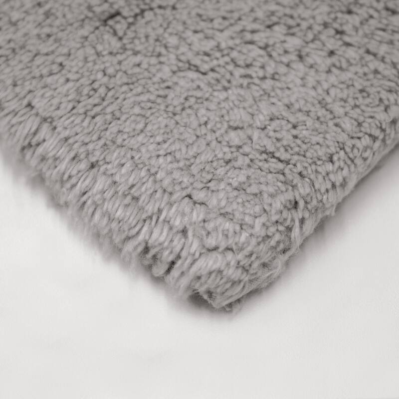 Juicy Couture Brooklyn Vintage Reversible Bath Rug