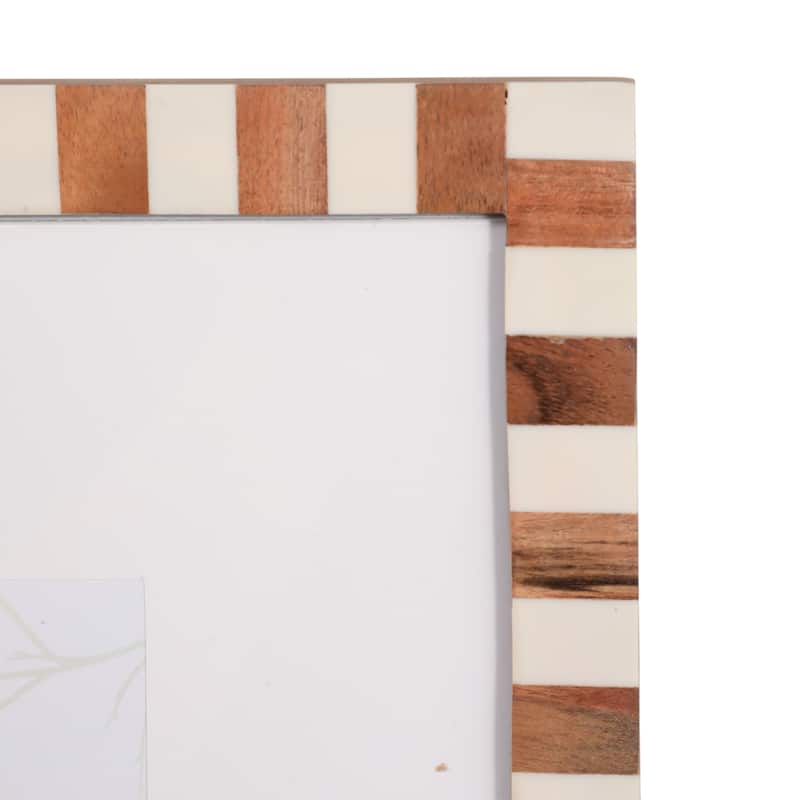 Resin Wood Picture Frame Glass Construction Stylish Decorative Frame