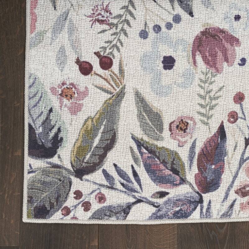 Loxa Power Loomed Floral Traditional Non Skid Low Pile Area Rug By HomeRoots - 72' X '48' X '0.25