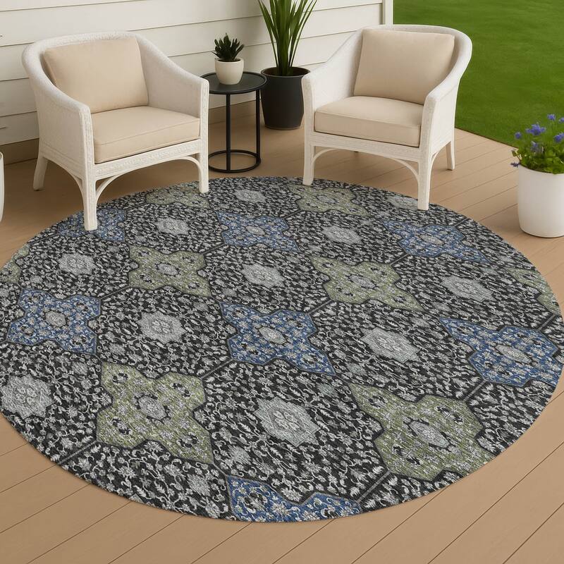 Machine Washable Indoor/ Outdoor Traditional Columbus Chantille Rug - Black - 8' x 8'
