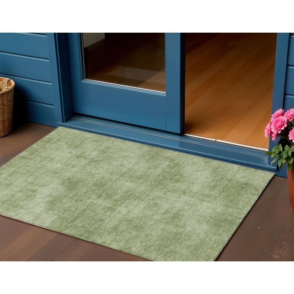 HomeRoots Solid Color Transitional Rectangle Outdoor Rug