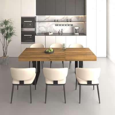 Versatile Extendable Dining Table for Large Gatherings, Enhancing Dining Experience