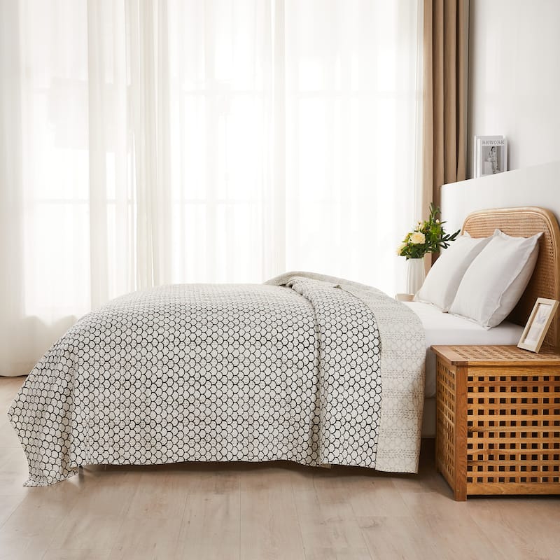 Melange Hand Stitched Kantha Block Print Coverlets and Shams - Scallop Coverlet Only - King - 1 Piece