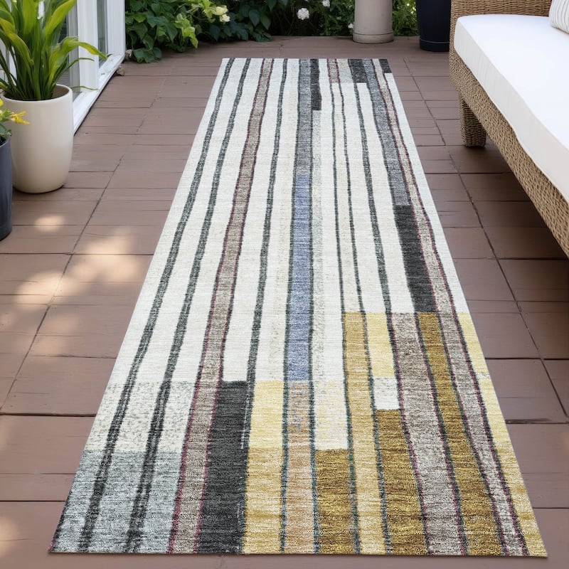 Machine Washable Indoor/Outdoor Casual Contemporary Chantille Rug - Black - 2'3" x 7'6"