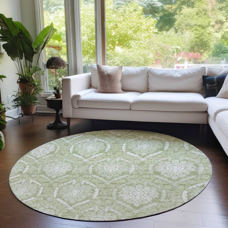 Machine Washable Indoor/ Outdoor Chantille Traditional Damask Rug