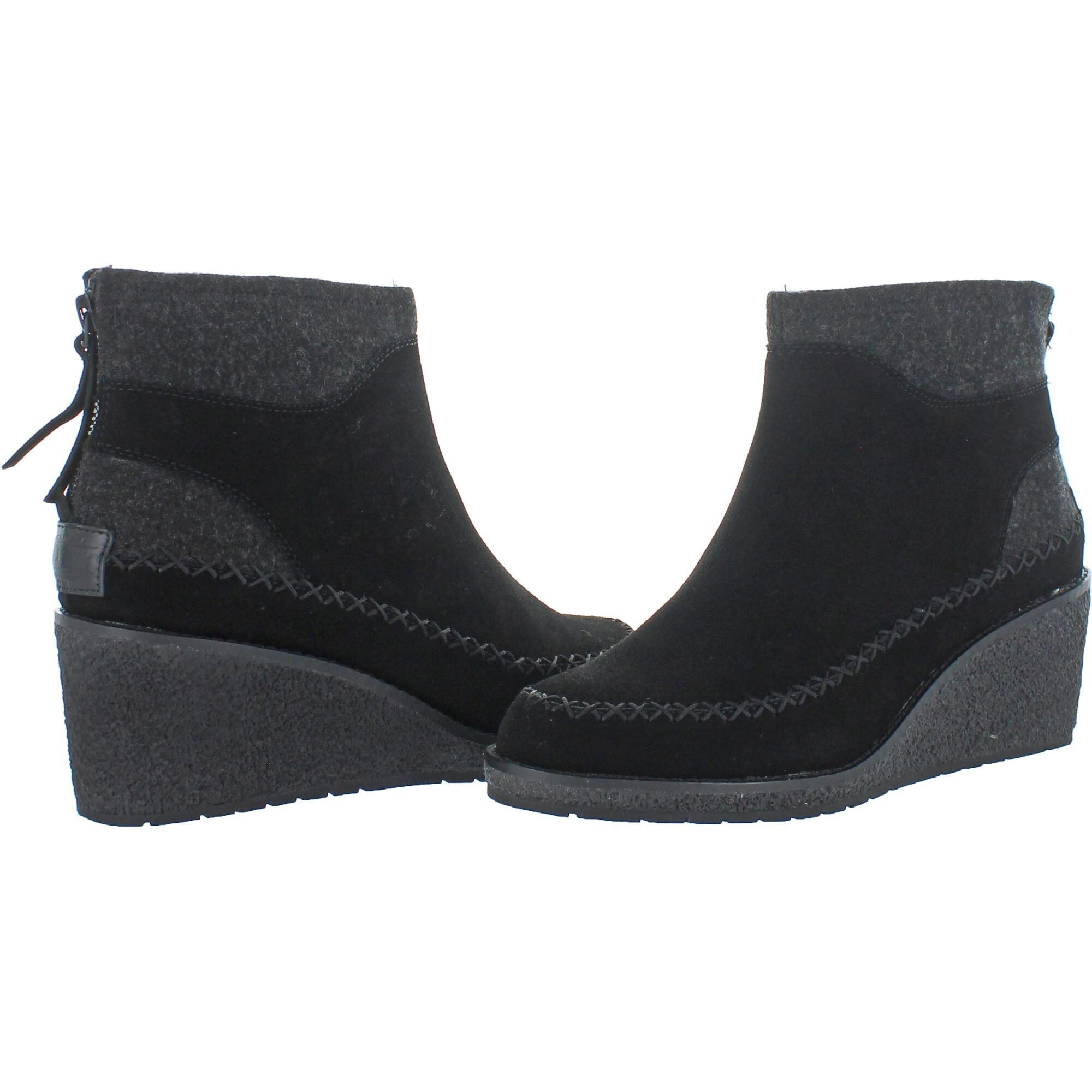 memory foam black boots