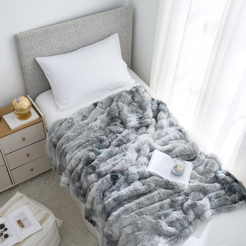 Snowball Chunky Bunny® - Coma Inducer® Blanket - Monsoon Gray