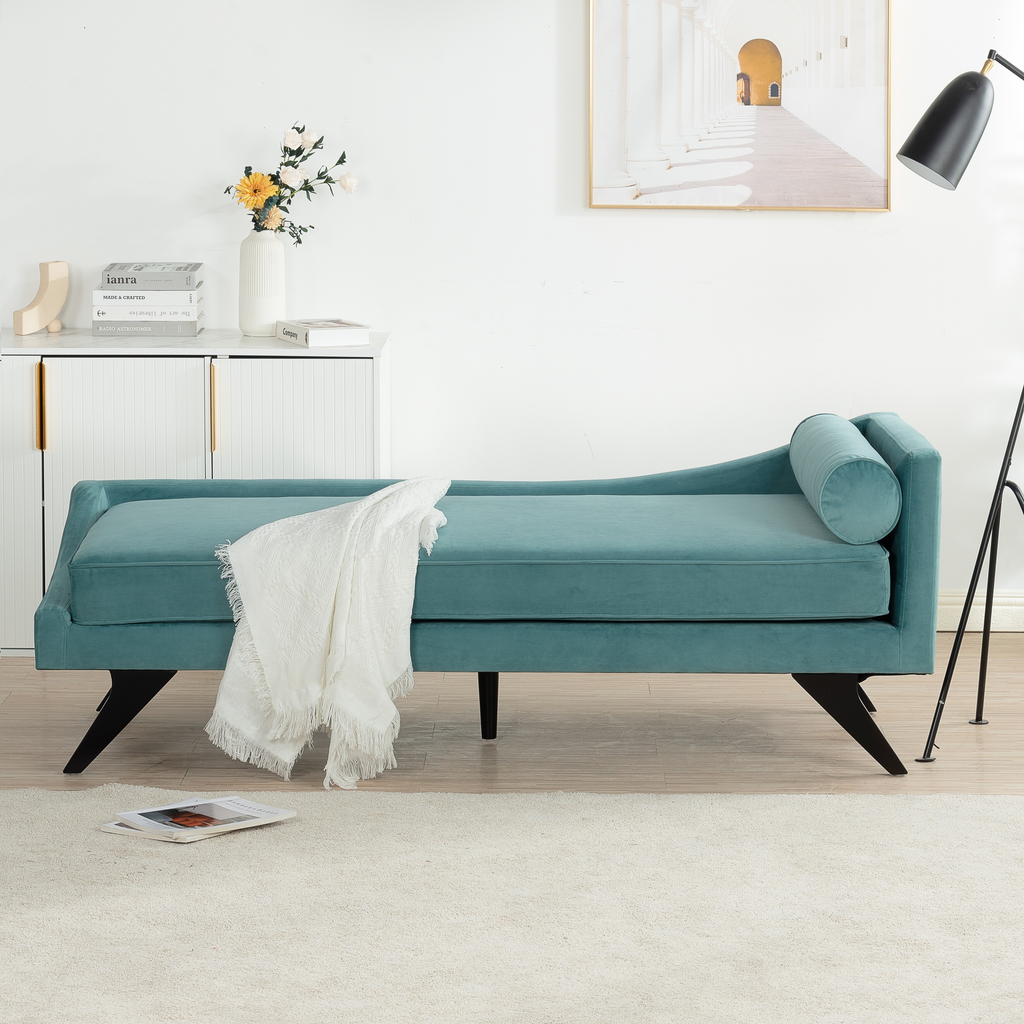 Reclining lounge outlet chair indoor
