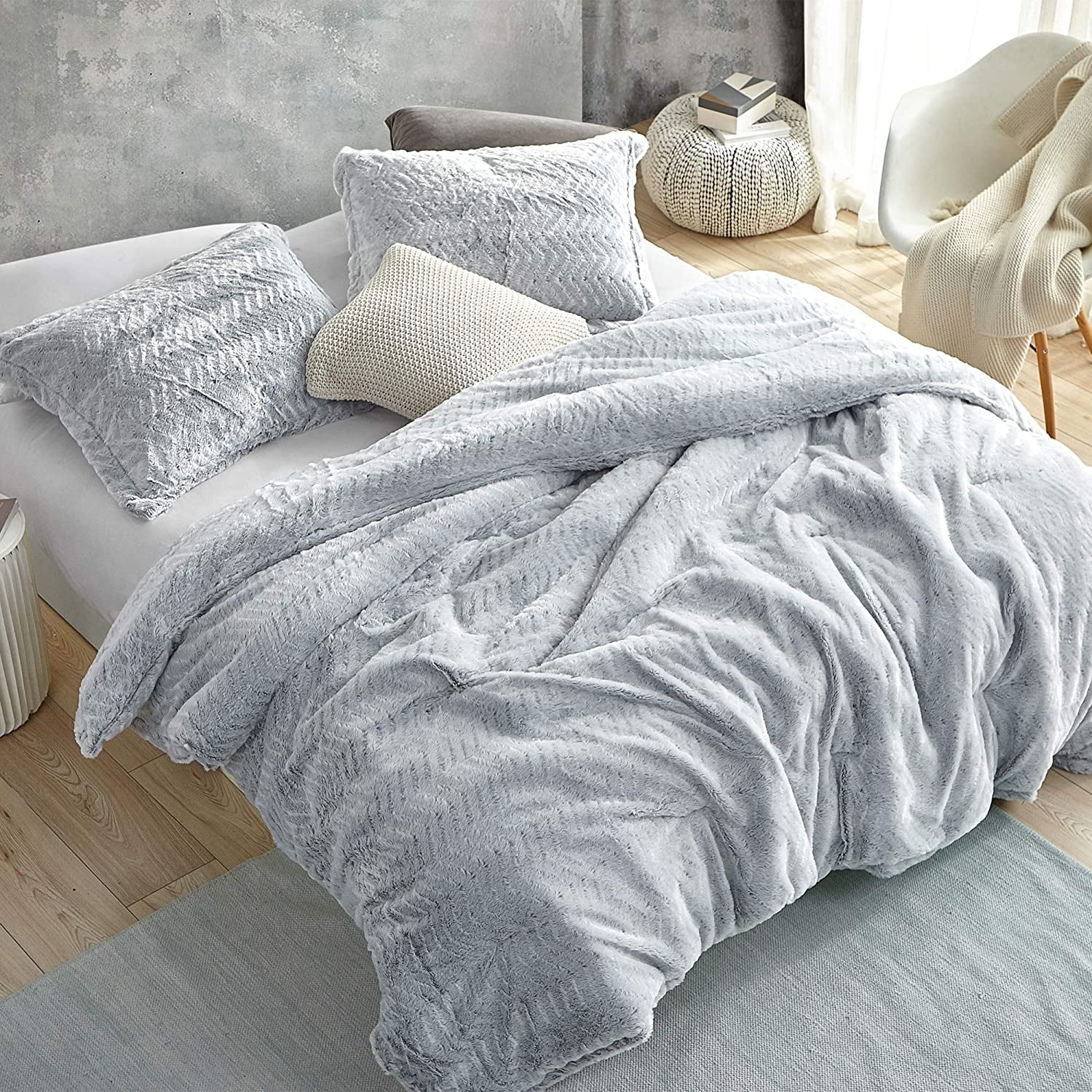 Grey & White Chevron Reversible Comforter Set  AND Decorative Pillow ALL SIZES 