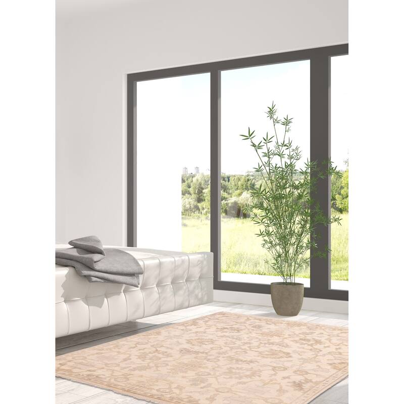 ECARPETGALLERY Hand-knotted Royal Oushak Ivory Wool Rug - 6'2 x 8'6