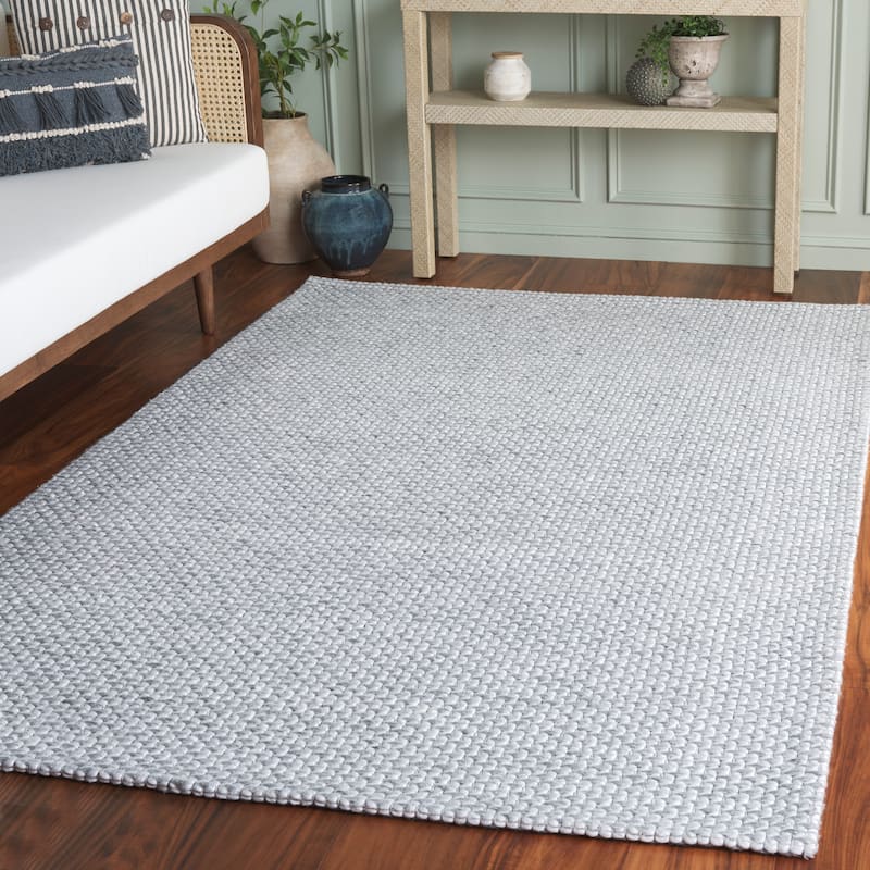 SAFAVIEH Handmade Marbella Besarta Rug - 4' x 6' - Silver/Ivory