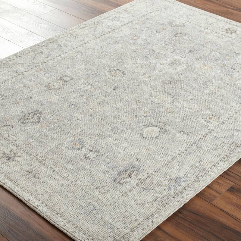 Livabliss Davina Updated Traditional Medallion Area Rug